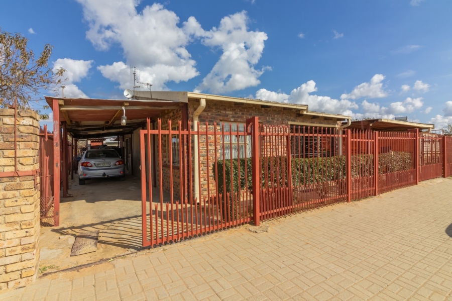 3 Bedroom Property for Sale in Steenwerp Free State